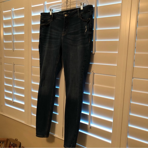 Old Navy ROCKSTAR Super Skinny High Rise  blue jeans- size 16 plus long - Picture 3 of 10